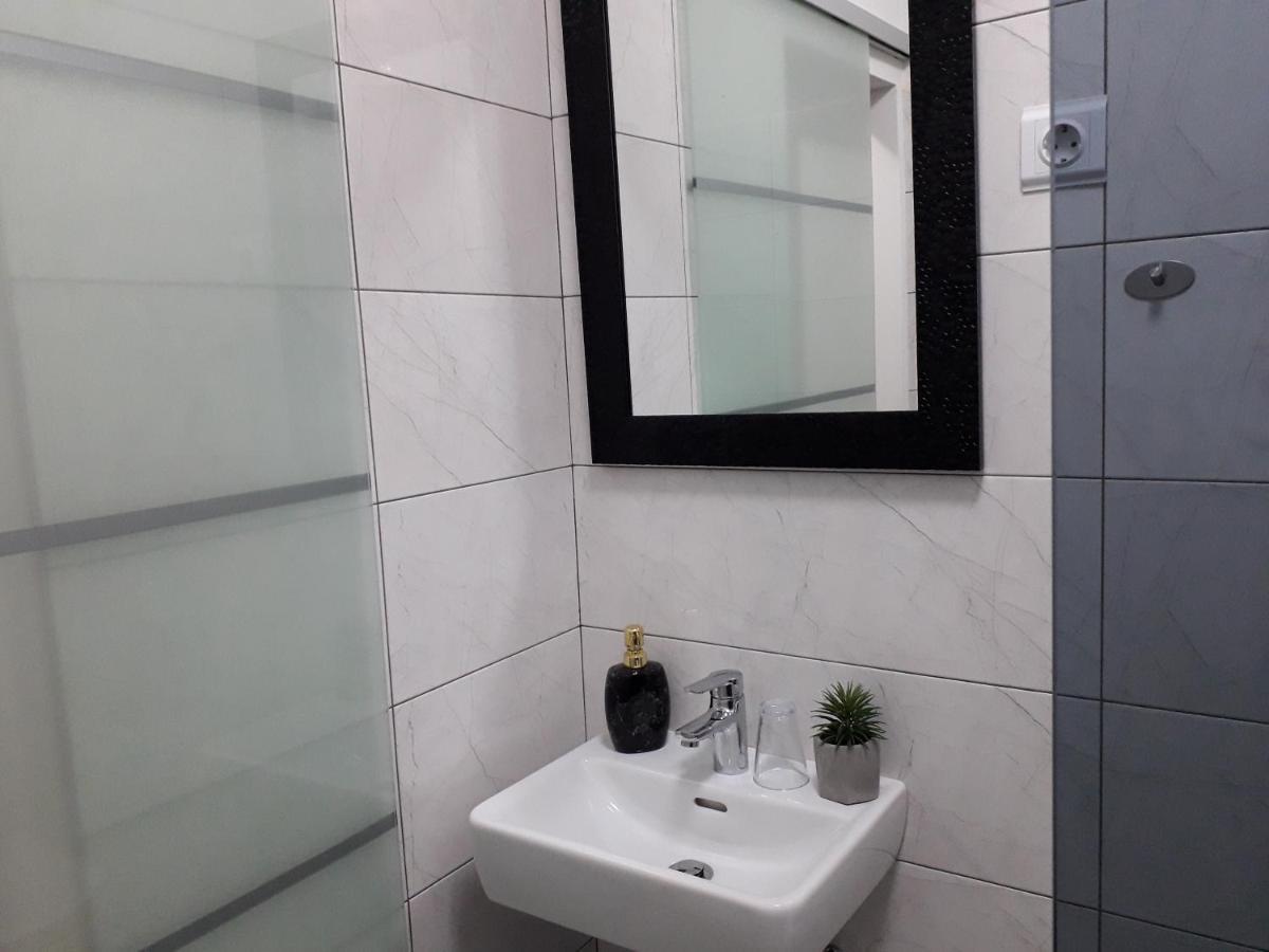 Hollywood Rooms Свети Петър Екстериор снимка